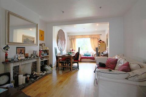 undefined, Uxendon Crescent, Wembley, HA99TW