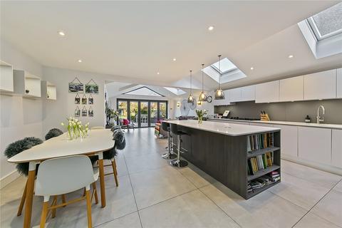undefined, Holmesdale Road, Teddington