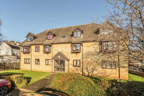 Bond Road, Surbiton KT6