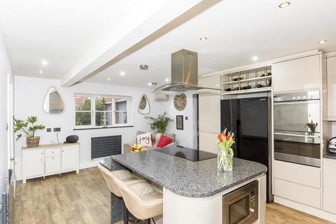 4 bedroom detached house for sale, The Tithings, Kibworth Beauchamp, Leicester