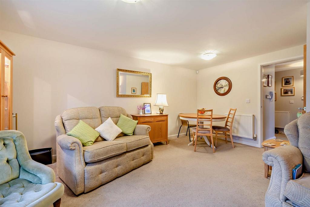 8676590-interior05-800.jpg