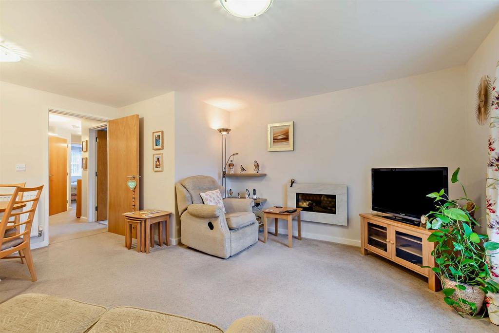 8676590-interior06-800.jpg