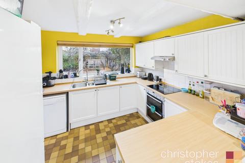 3 bedroom semi-detached house to rent, Ousden Drive, Cheshunt, Hertfordshire, EN8 9RL