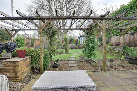 4 bedroom detached house for sale, Ellerslie Lane, Bexhill-On-Sea