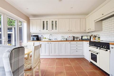 4 bedroom detached house for sale, Ellerslie Lane, Bexhill-On-Sea