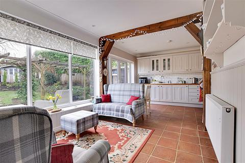 4 bedroom detached house for sale, Ellerslie Lane, Bexhill-On-Sea