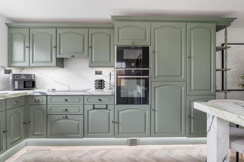 undefined, Carterhatch Lane, Enfield, EN1