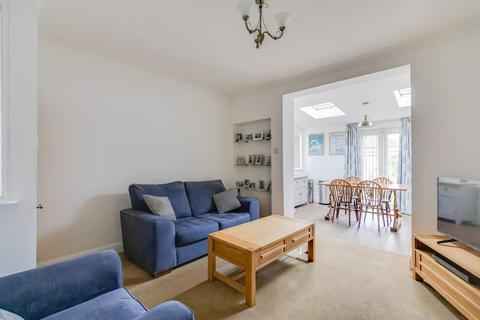 2 bedroom semi-detached bungalow for sale, Glas-Y-Pant, Cardiff