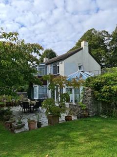 5 bedroom detached house to rent, Lyndhurst Road, Bransgore BH23