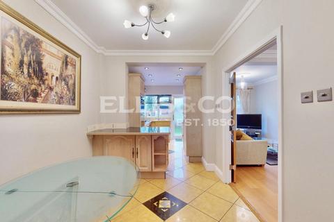 undefined, Avon Road, Greenford, UB6