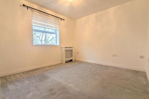 2 bedroom flat to rent, International Way, Sunbury-On-Thames, TW16