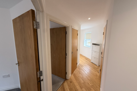 undefined, International Way, Sunbury-On-Thames, TW16