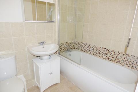 1 bedroom flat to rent, LEATHERHEAD