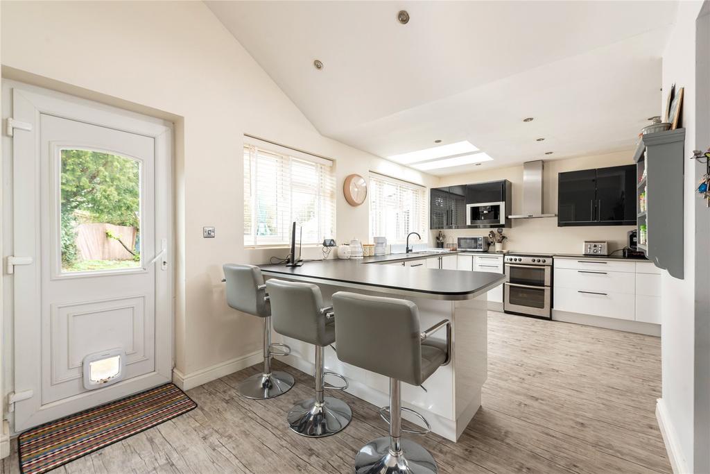 Kitchen/Breakfast Rm
