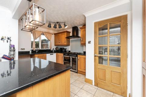 undefined, Hazelwood Gardens, Pontefract WF9