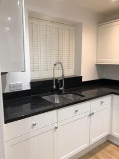 2 bedroom flat to rent, Cedar Road, SM2