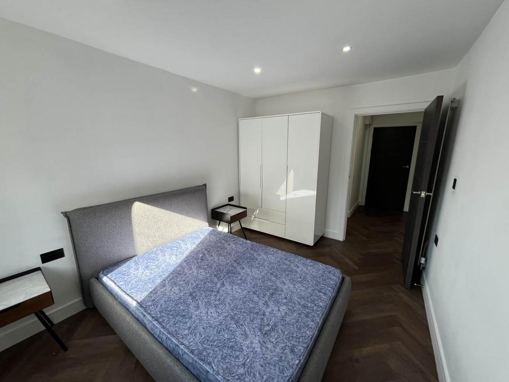 Bedroom Reverse