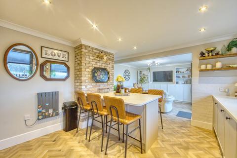 2 bedroom flat for sale, Collingwood Rise, Folkestone, Kent, CT20