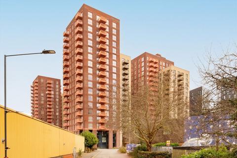 3 bedroom flat to rent, Fulton Road, WEMBLEY HA9