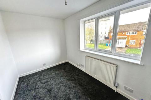 2 bedroom terraced house to rent, Chidlow Close, Widnes, WA8 0NF