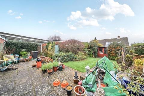 3 bedroom detached bungalow for sale, Cumnor Hill, Oxford, OX2