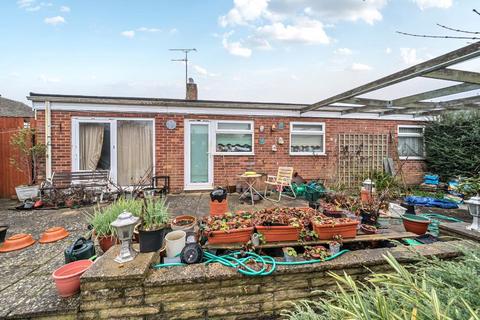 3 bedroom detached bungalow for sale, Cumnor Hill, Oxford, OX2