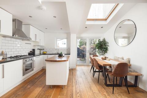 Oak Road, Bishopston