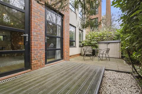 1 bedroom flat for sale, Manor Gardens, Islington