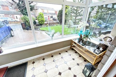 3 bedroom semi-detached house for sale, Mitford Road, Mortimer, South Shields, Tyne and Wear, NE34 0EQ