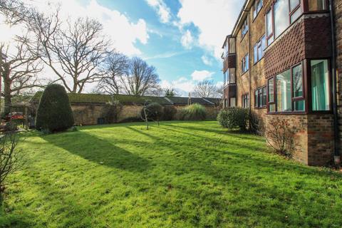 2 bedroom flat for sale, Kings Way, Humphrey Lodge Kings Way, RH15