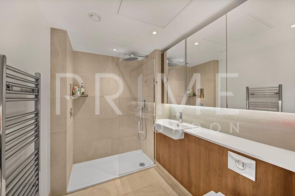 BATHROOM2 (1).jpg