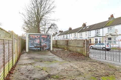 3 bedroom end of terrace house for sale, Sturdee Avenue, Upper Gillingham ME7