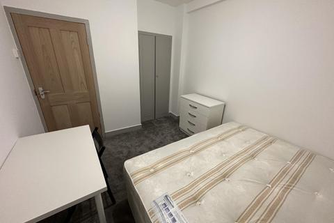 1 bedroom flat to rent, Bloemfontein Road