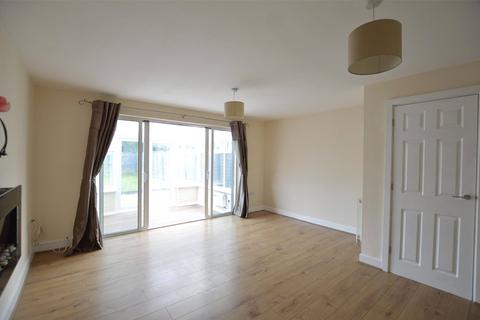 undefined, Siena Drive, Crawley RH10