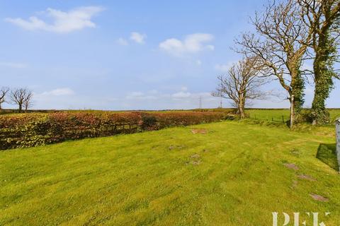 undefined, Holmrook CA19