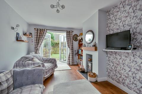 2 bedroom semi-detached house for sale, Knoll Crescent, Eastbourne, BN22