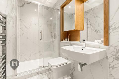 1 bedroom flat for sale, Wandsworth High Street, London