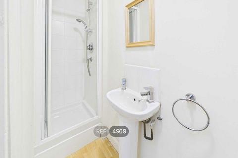 3 bedroom terraced house to rent, 3 Barley Walk, South Milford, Leeds, LS25 5GF