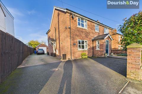 Whitchurch SY13