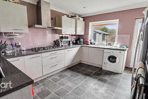 undefined, Ashcroft Road, Luton