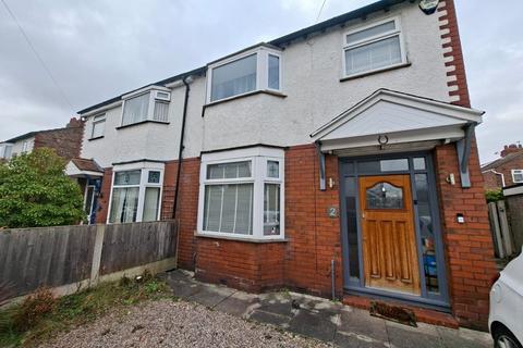 Waverley Avenue, Stretford, M32