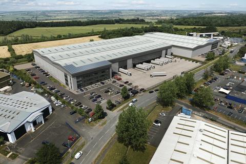 Distribution warehouse to rent, 3 Princewood Rd Corby NN17 4AP