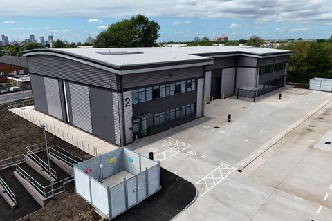 Warehouse to rent, Grimshaw Ln Manchester M40 2AR