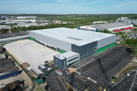 Distribution warehouse to rent, Leodis Way Leeds LS10 1SE