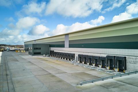 Distribution warehouse to rent, Dearne Rd Barnsley S73 0XA