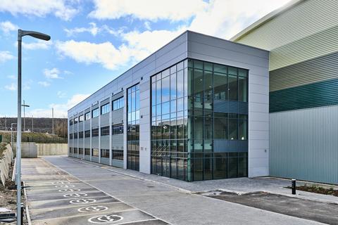 Distribution warehouse to rent, Dearne Rd Barnsley S73 0XA