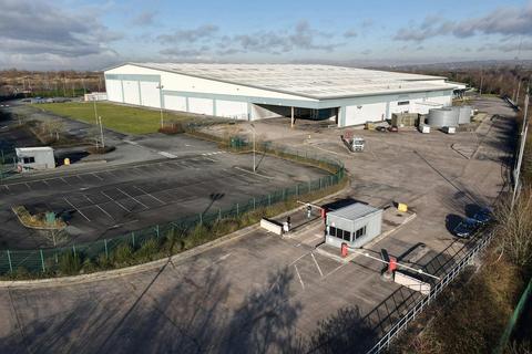 Warehouse to rent, 1 Alexandra St Ashton Under Lyne OL7 0QN