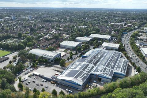 Warehouse to rent, Robeson Way Manchester M22 4TY