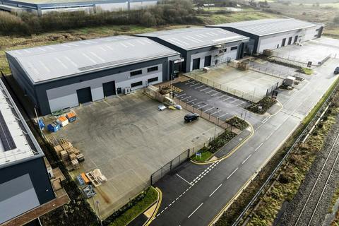 Warehouse to rent, Pochin Way Middlewich CW10 0GY