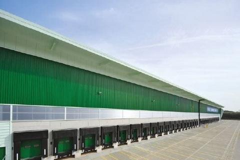 Distribution warehouse to rent, Lowlands Rd Stoke On Trent ST6 4PY